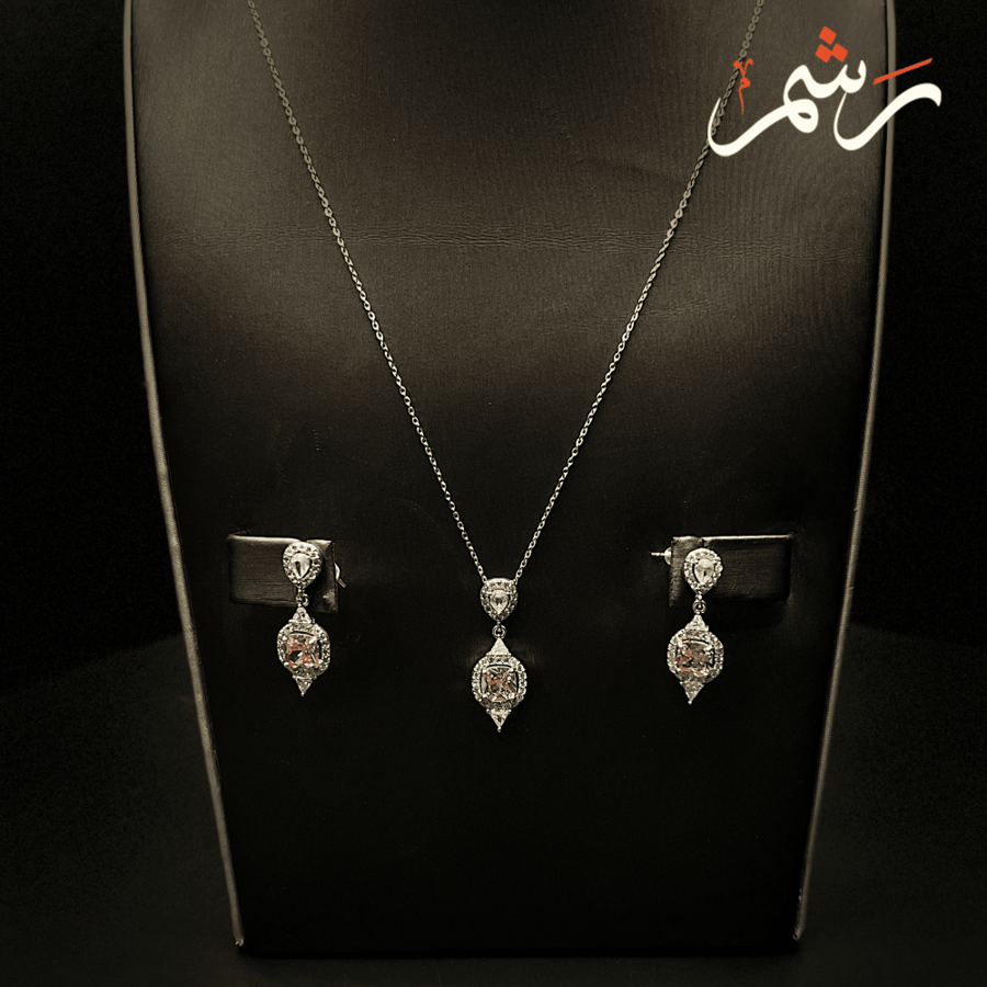 سلسال مع تعليقة وحلق من الزركون الفاخر