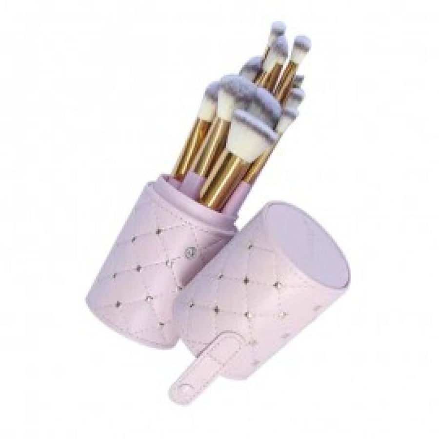 Jewelry-studded set in pink