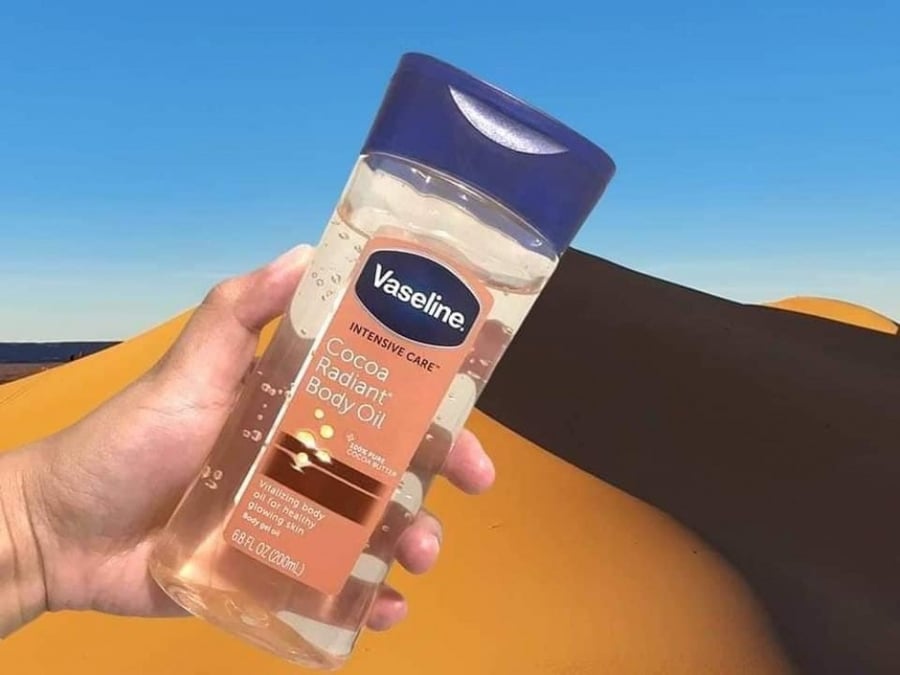 Vaseline petroleum jelly with cocoa butter American for intensive care - 200 ml