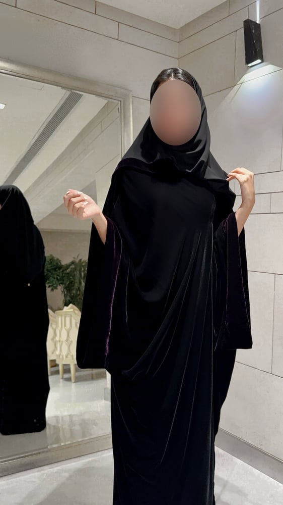 Black Velvet Bisht with extra-wide Purple sleeves
