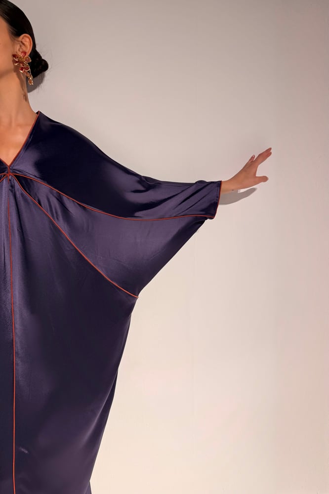 Thobe in Mauve Japanese Silk Crepe with Terracotta Accents