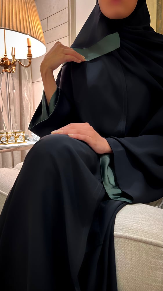 Wide Sleeve Lined in Olive