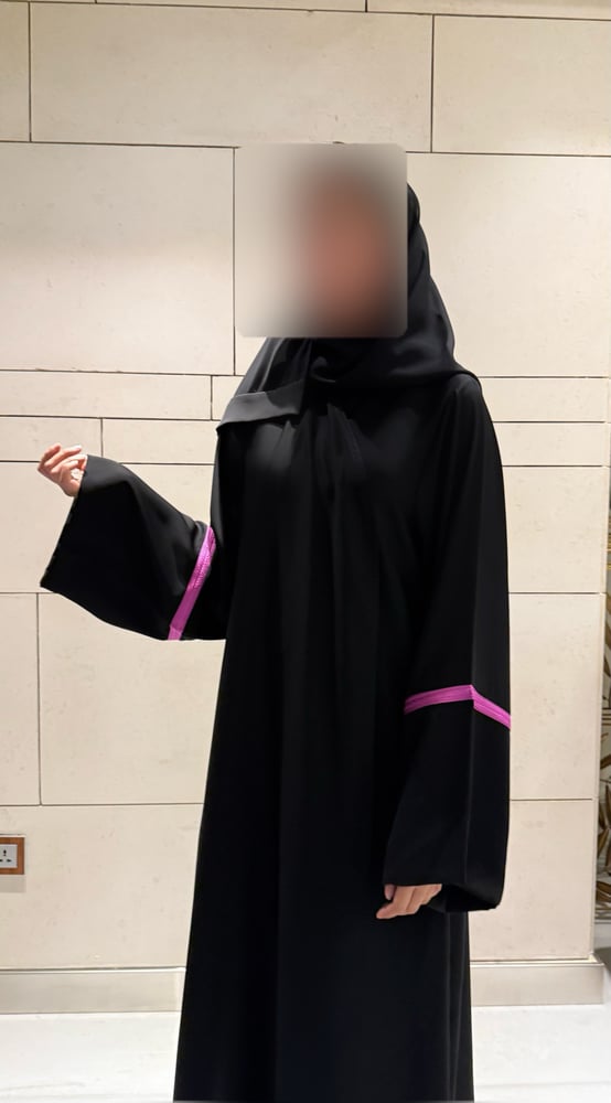 Black A-Line with Baby Fuchsia and Wide Sleeves
