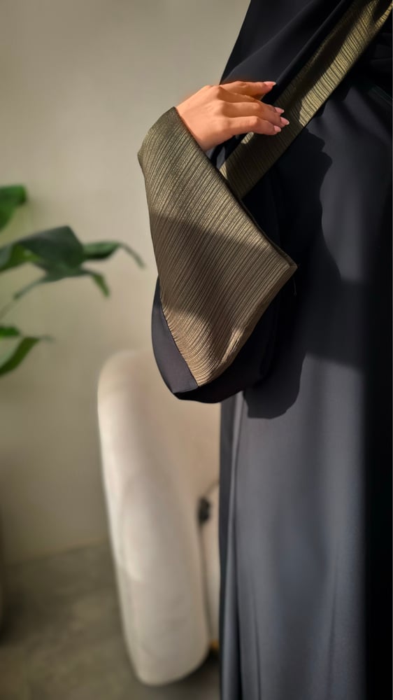 Two-tone -Black & Striped Olive