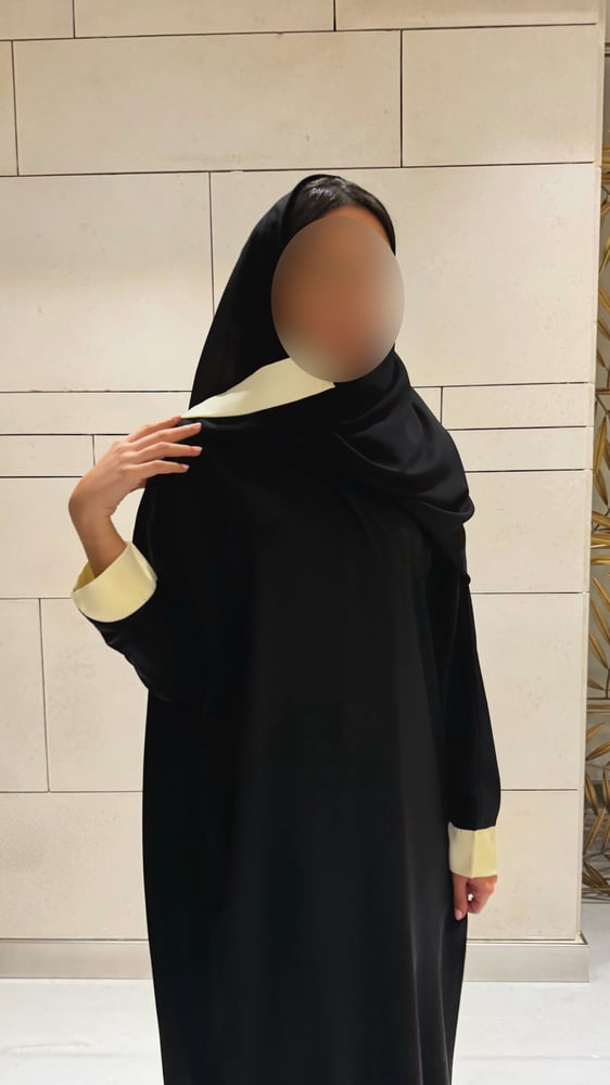 Half Bisht with Yellow Butter Rounded Cuffs