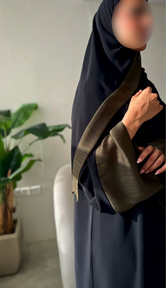 Two-tone -Black & Striped Olive