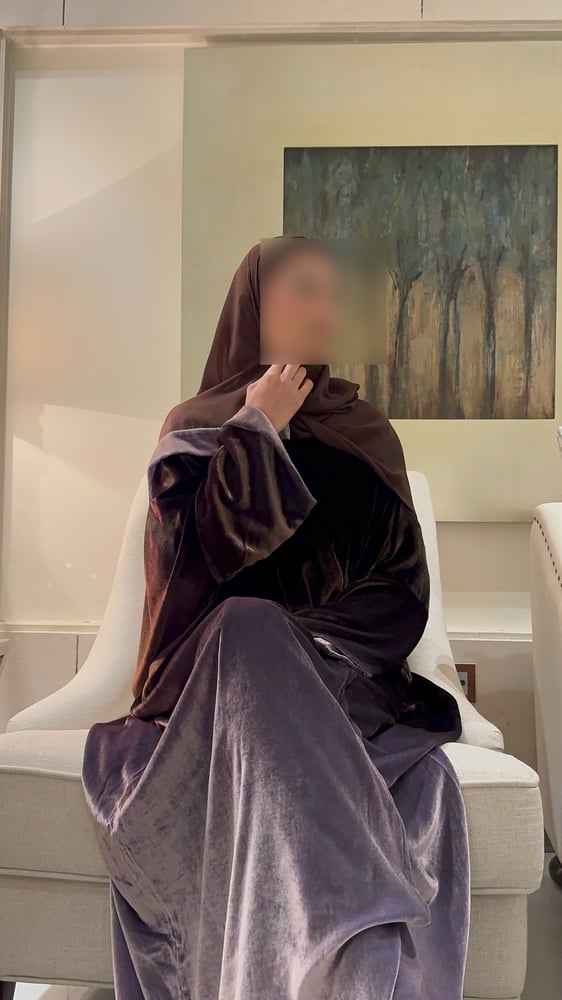 Japanese Velvet Abaya in Ombre Brown Bisht