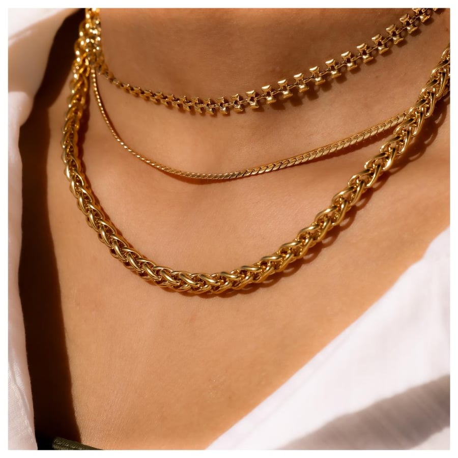 Bella chain necklace