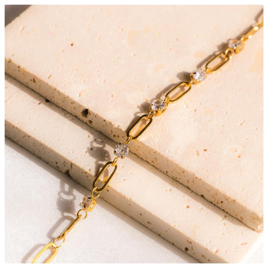Link drop bracelet