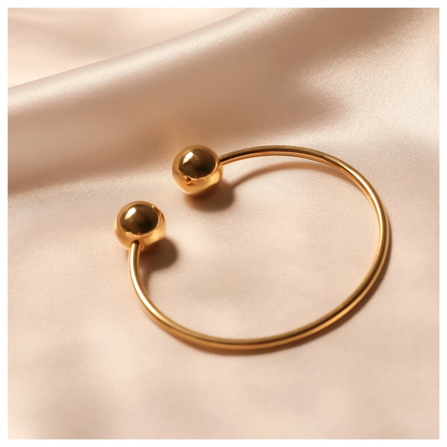 Double Ball Bracelet