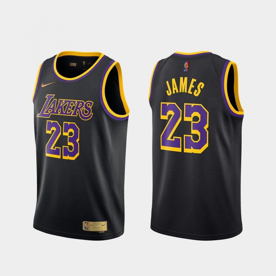 Lakers  ( JAMES 23 )