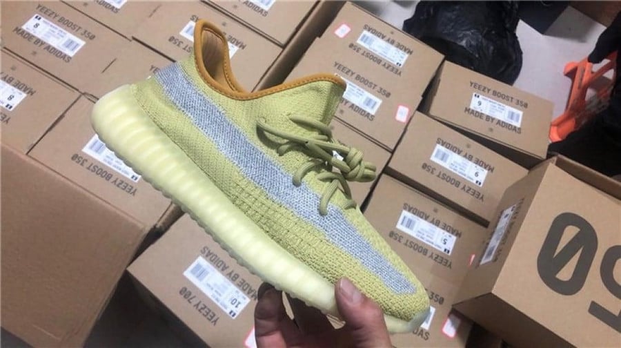 Yeezy Boost 350 V2 'Marsh' | مارش عاكس