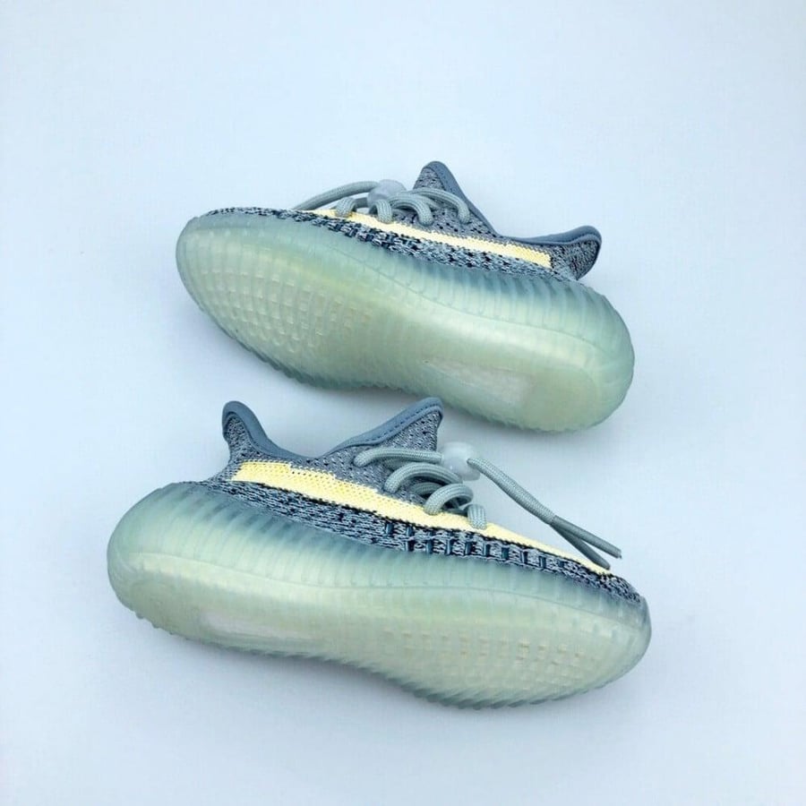 Yeezy Boost 350 V2 'Ash Blue Kids اطفال