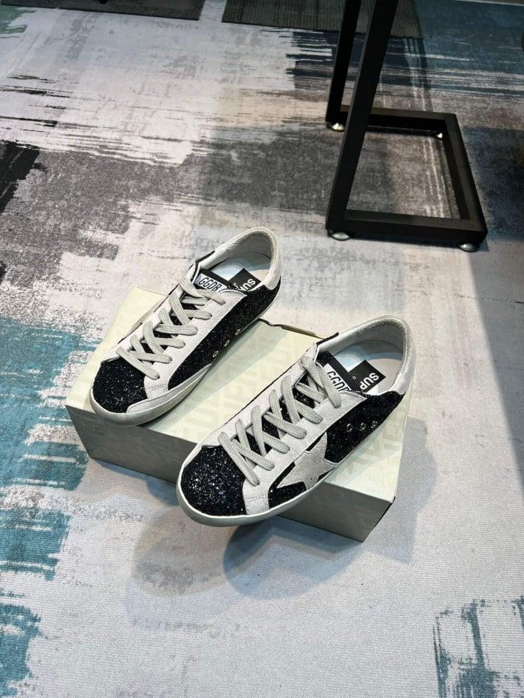 Golden Goose Superstar sneakers