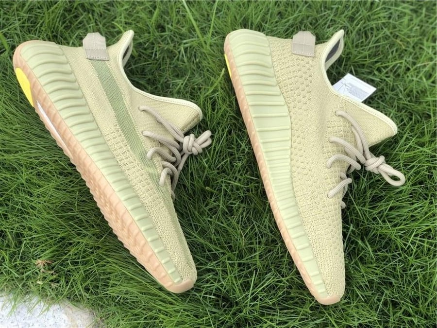 Yeezy Boost 350 V2 'Sulfur' | سولفور