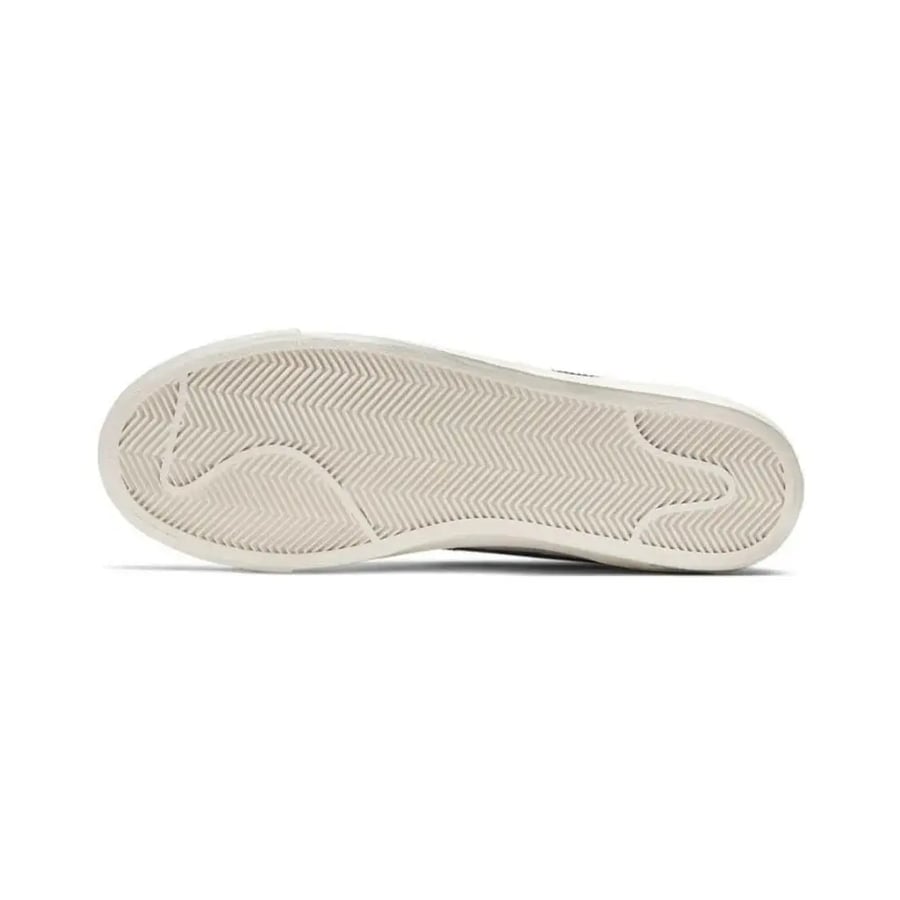 Nike Blazer Mid 77 VNTG White Black