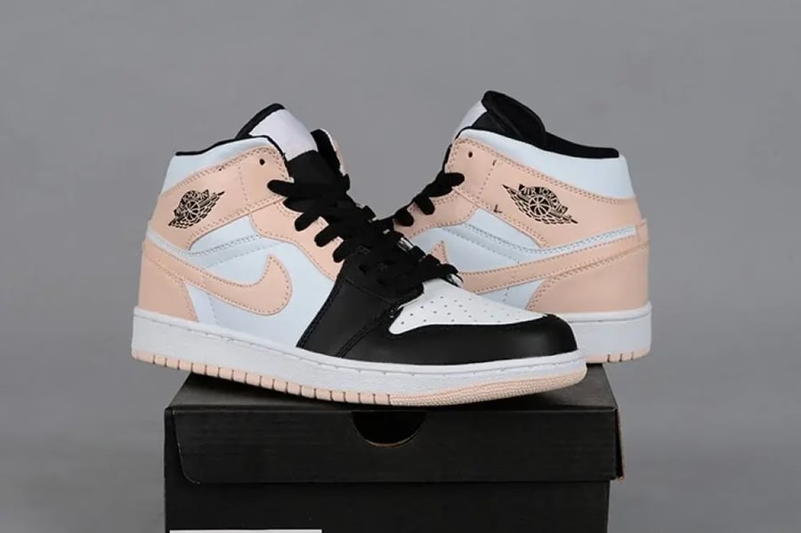 Air Jordan 1 Mid Crimson Tint