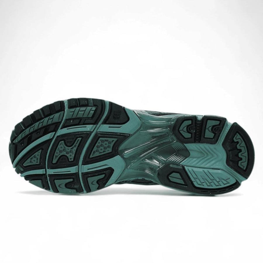 Asics Gel-Kayano 14