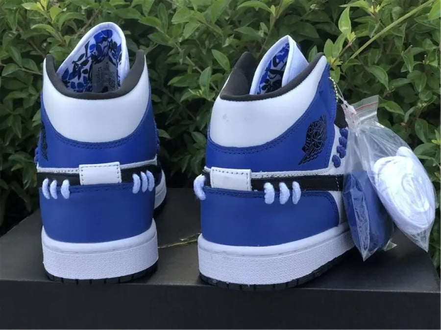 Air Jordan 1 Mid WMNS "Sisterhood - Game Royal"