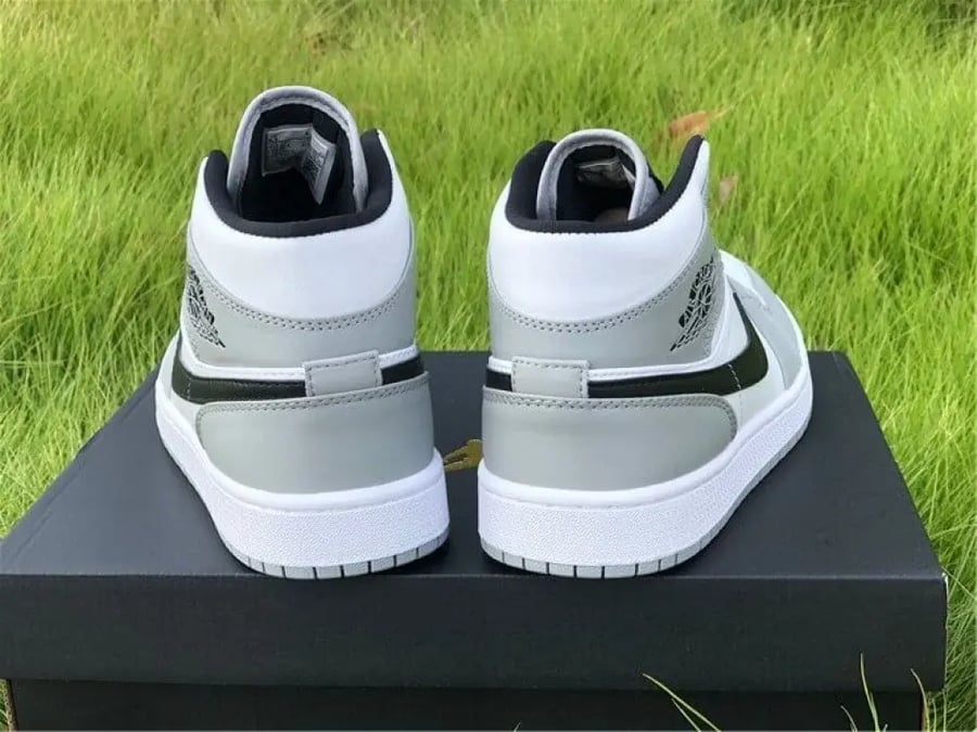 air jordan 1 mid smoke grey