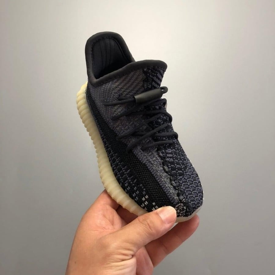 Yeezy Boost 350 V2 Carbon Kids' اطفال