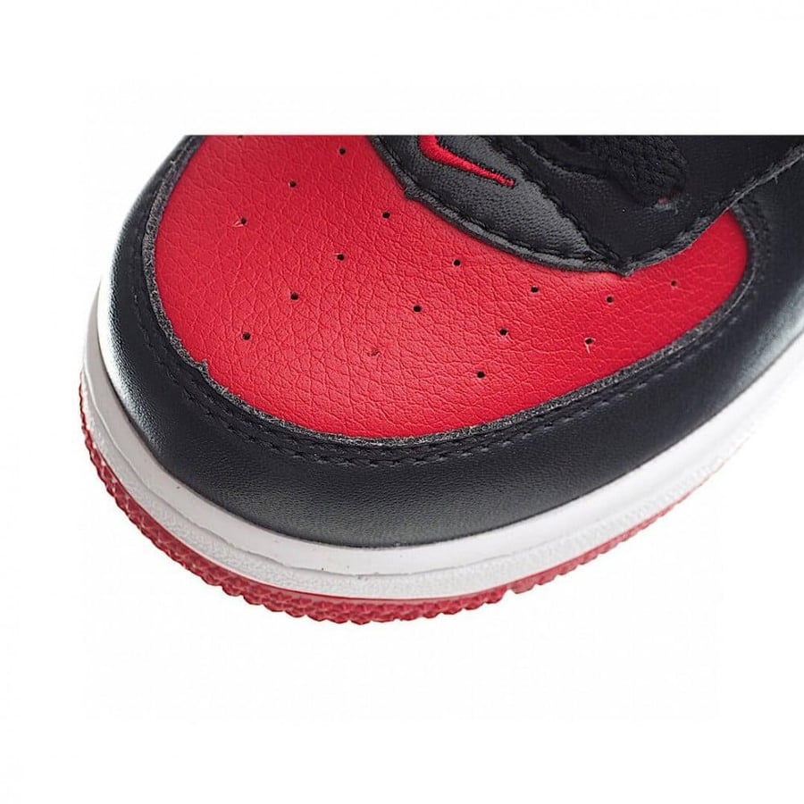 Nike Air Force 1 اطفال