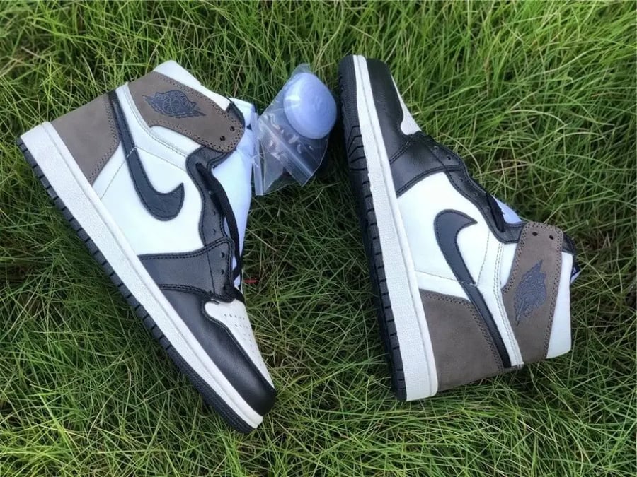 Air Jordan 1 Retro High Dark Mocha