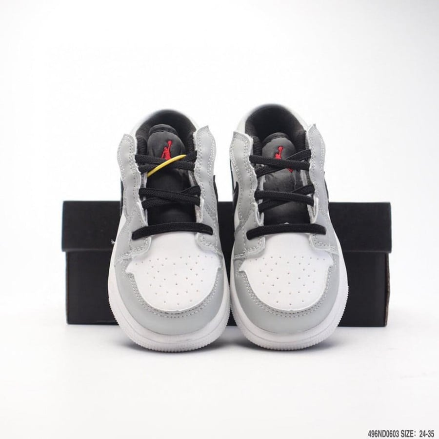 Nike Jordan 1 اطفال
