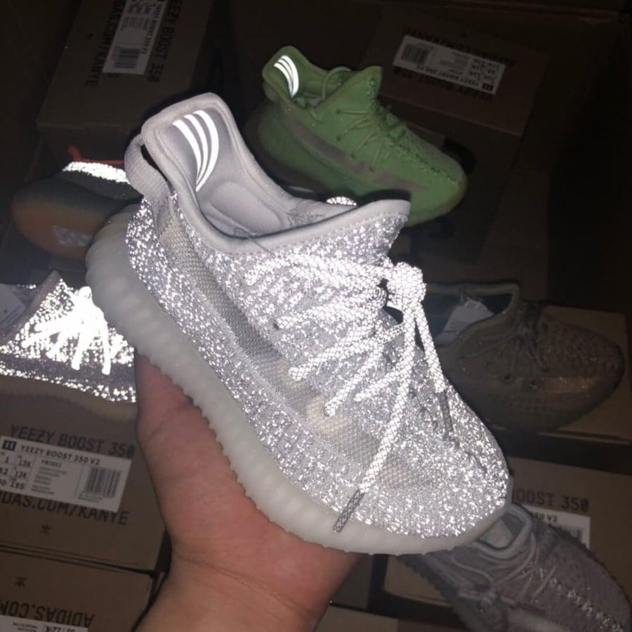 Yeezy Boost 350 V2'Static' reflective Kids اطفال