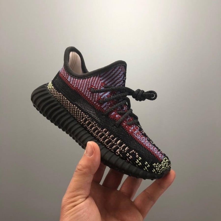 Yeezy Boost 350 V2 'Yecheil' Kids اطفال
