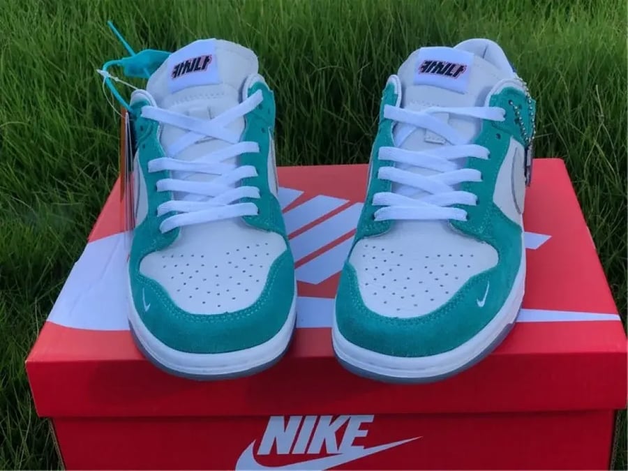DUNK LOW / "Road Sign"