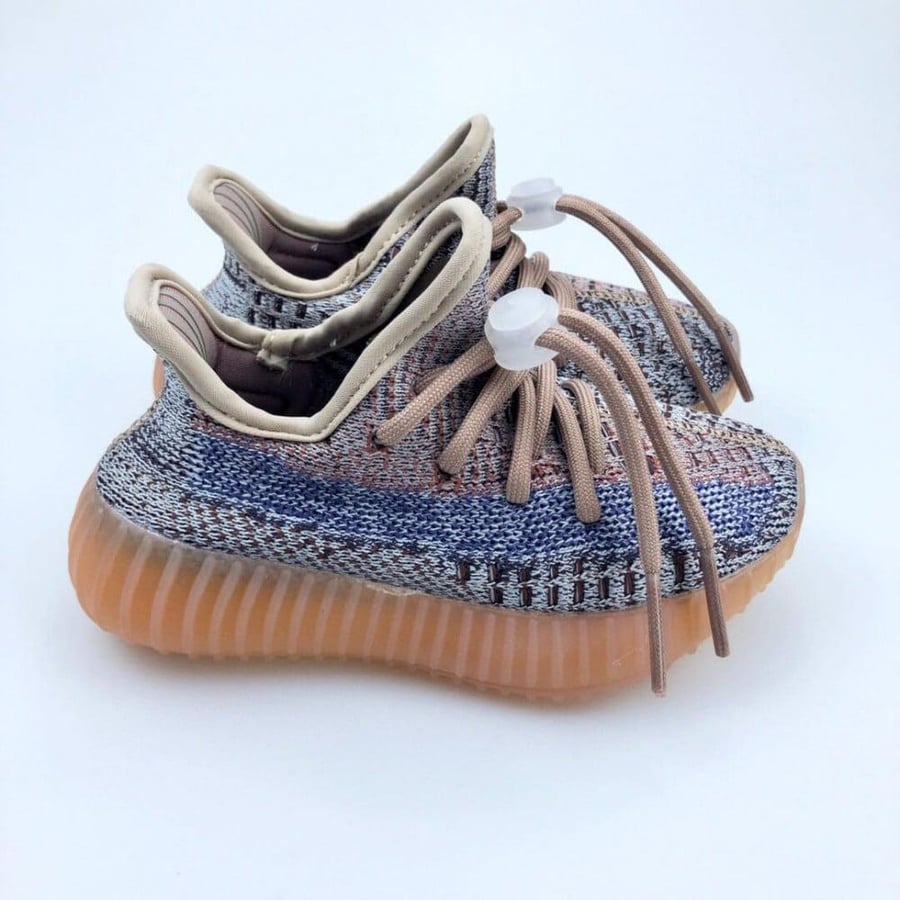 Yeezy Boost 350 V2 'Fade' Kids اطفال