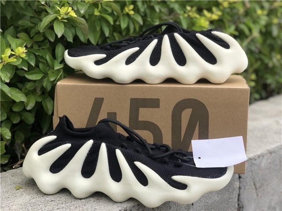 Yeezy 450 “black white “