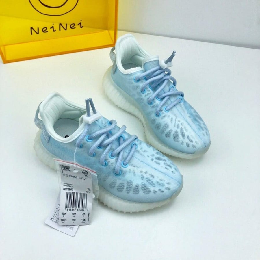 Yeezy Boost 350 V2 "mono ice" Kids اطفال