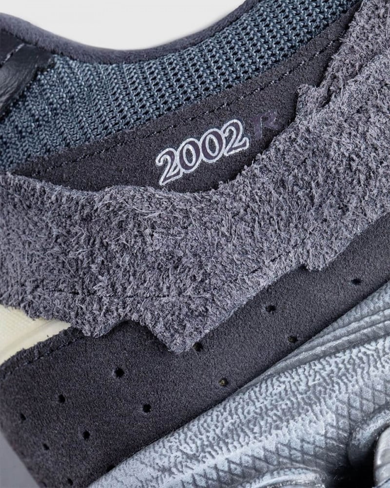New Balance 2002