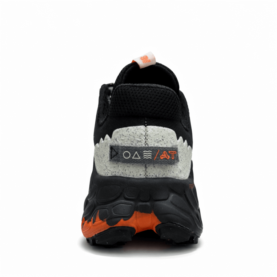 New Balance Fresh Foam X More Trail – أسود وبرتقالي