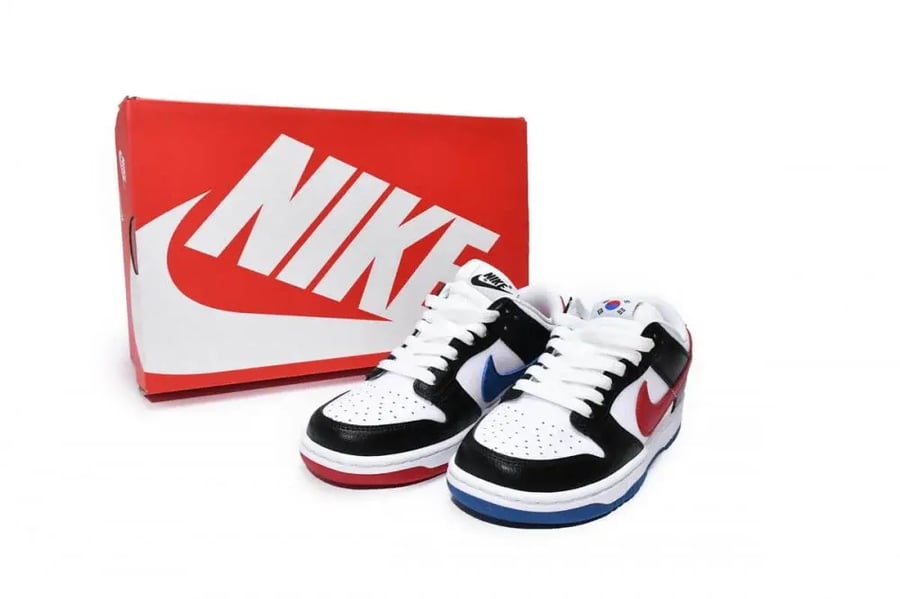 Nike Dunk Low 'Seoul'