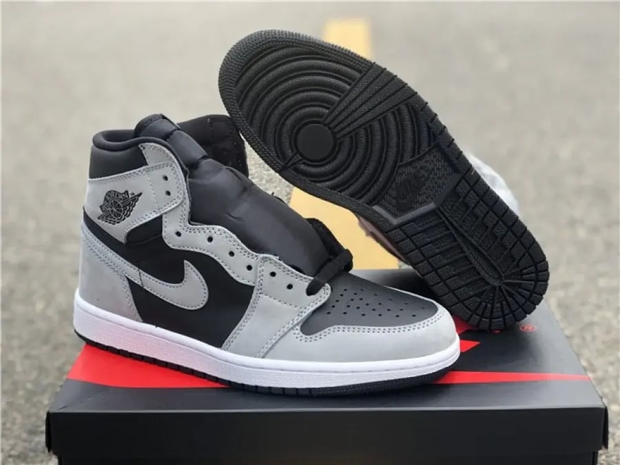 Air Jordan 1 Retro High 'Shadow 2.0'