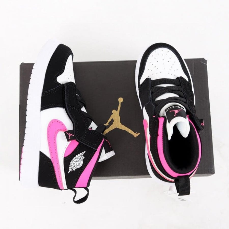 Nike Jordan 1 اطفال