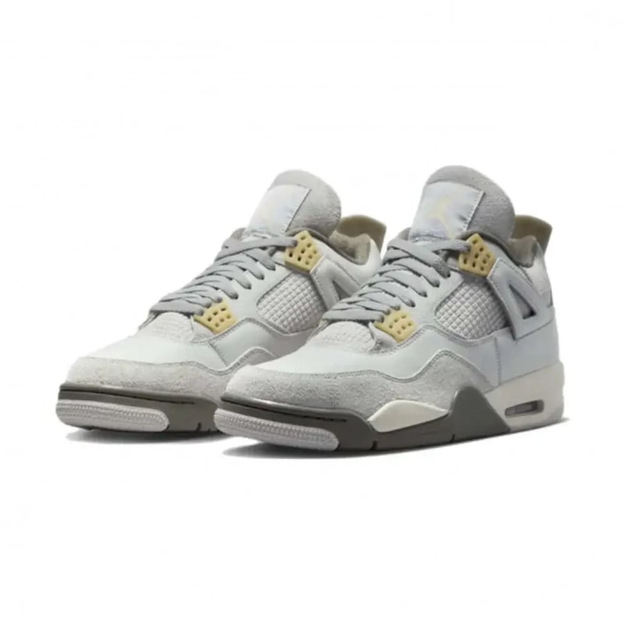 Air Jordan 4 Retro SE 'Craft Photon Dust'