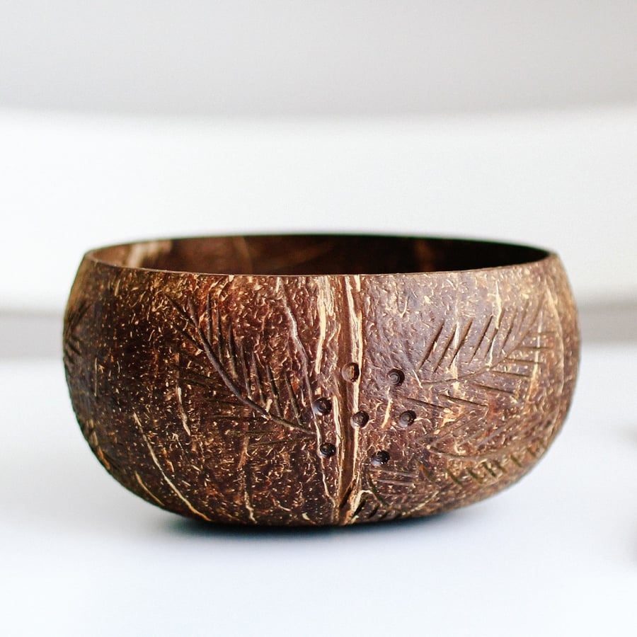 زبدية وعاء قشر جوز الهند الطبيعي Handmade Coconut Bowl متجر أواني خشب