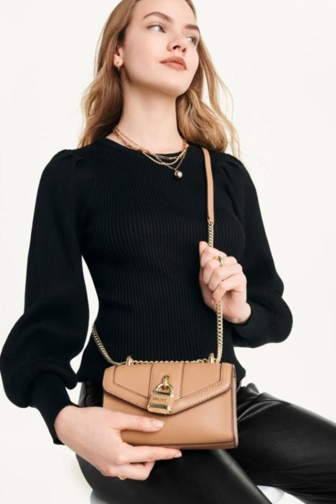 شنط ماركة دكني Dkny اصلية