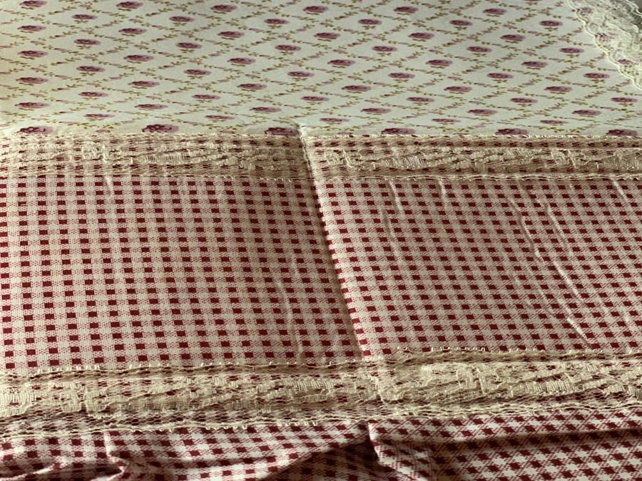 غطاء مايكرويف كاروهات