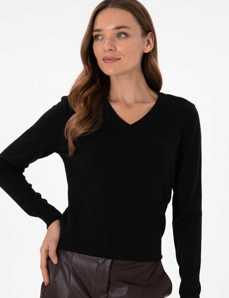 كنزة نسائية – pierre cardin – ياقة V – قطن – سوداء – S-XL – صنع في تركيا