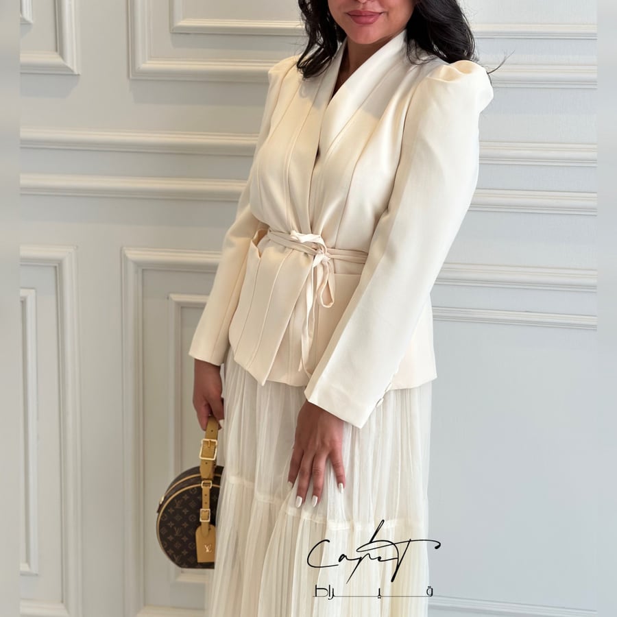 Lady Suit in Cream