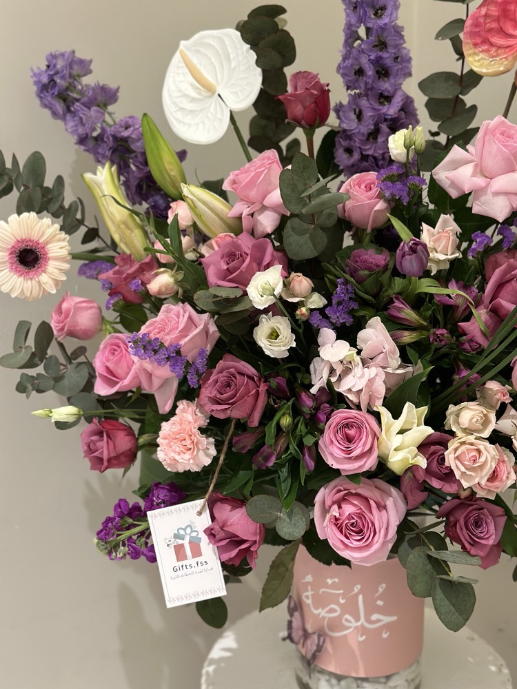 Flower vase - pink and purple in an elegant vase with the possibility of writing on the leather
