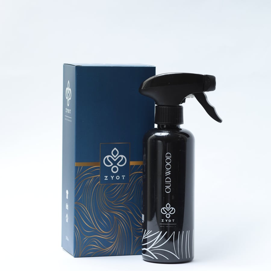 معطر برائحة العود بالأخشاب - حجم العبوة 350 مل