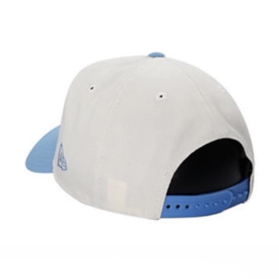 New Era cap, white fabric - sky blue