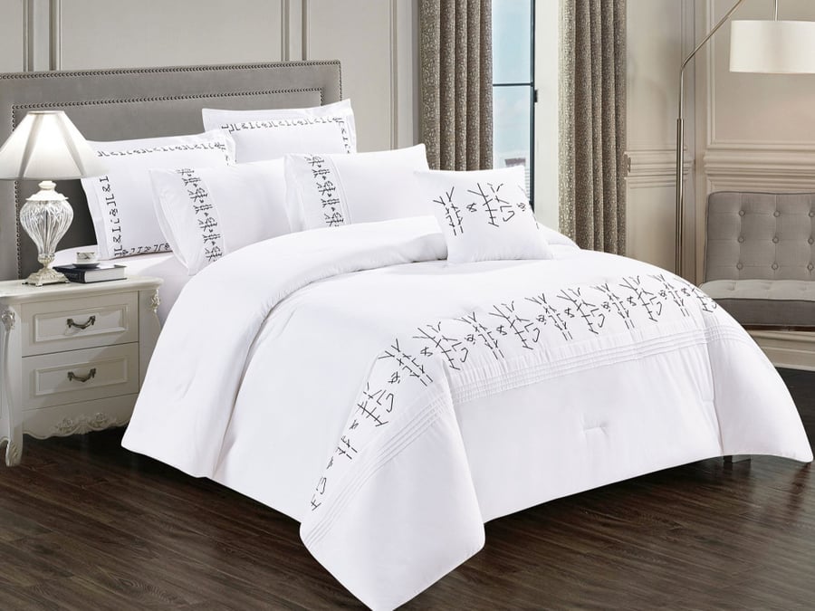 Valerie luxurious double bedspread made of cotton material - 7 pieces