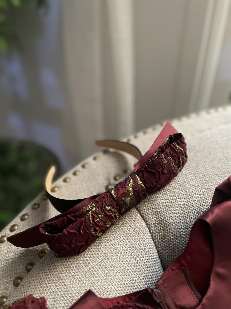 طوق اكسسوار للشعر ⚜️